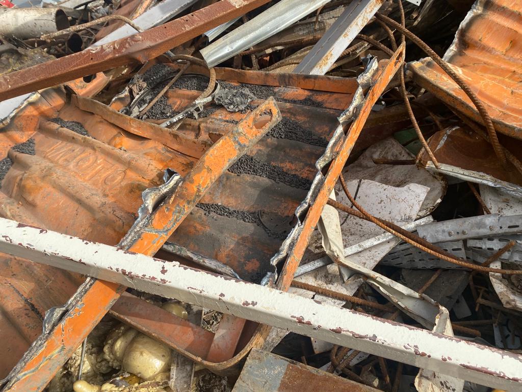 Sultanbeyli Ahmet Yesevi Mahallesi Hurda